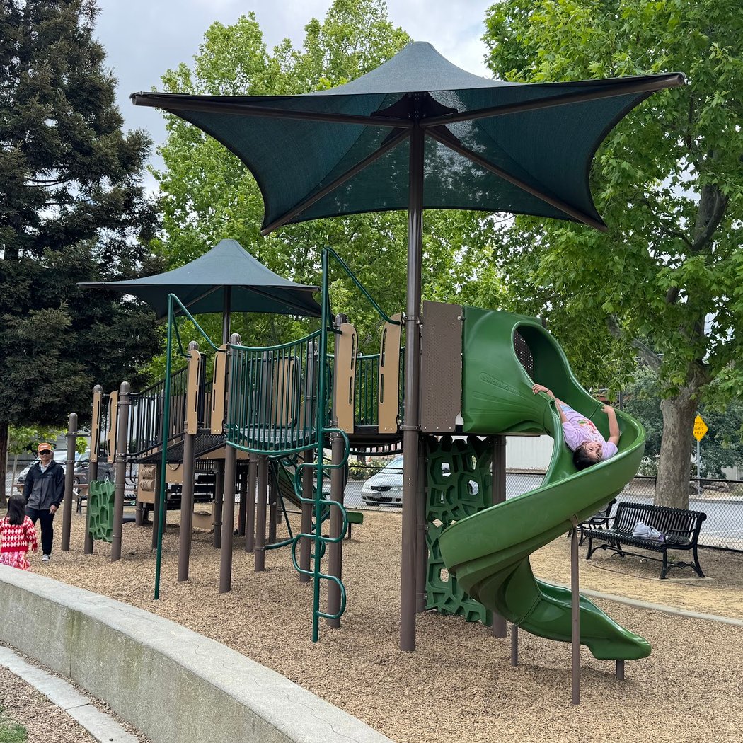 Campbell Park 1