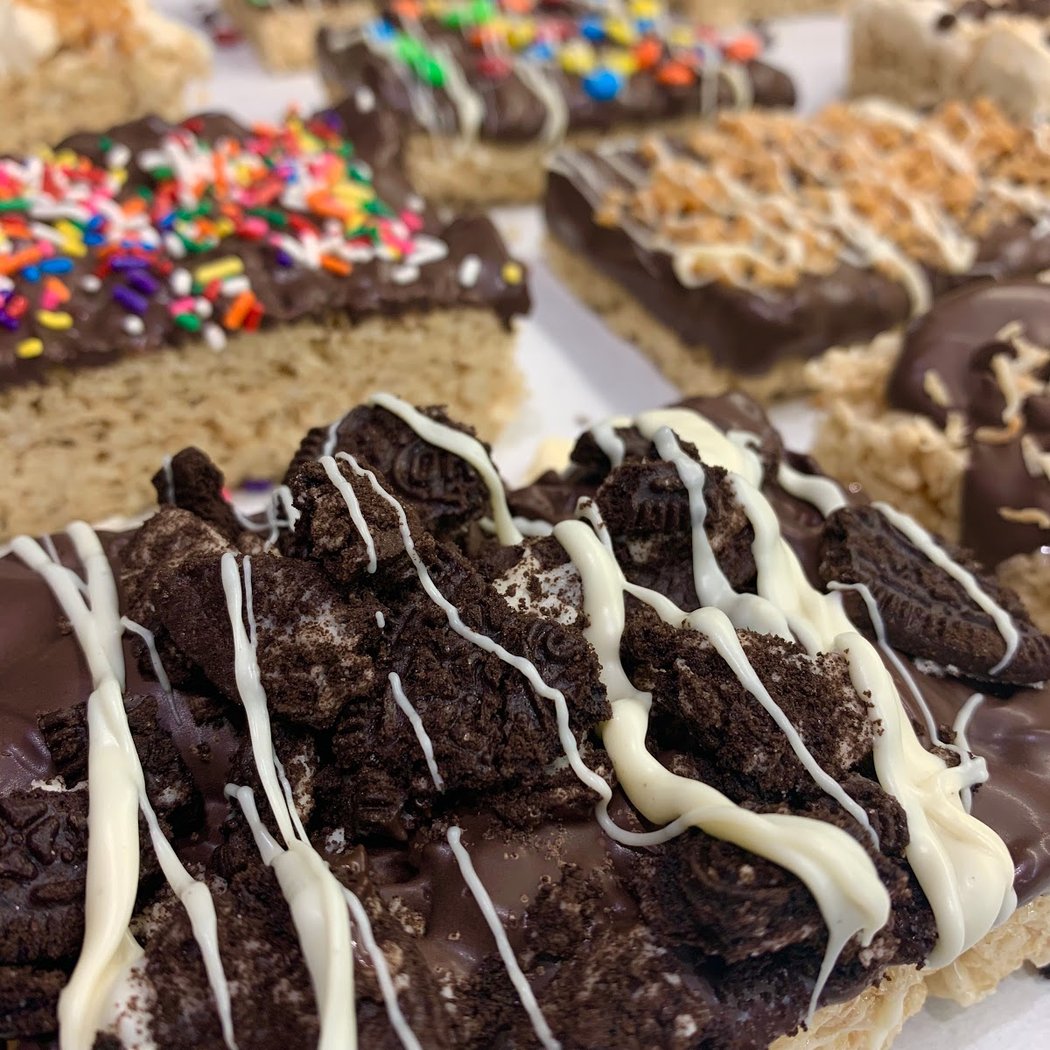 Maxwells Chocolates & Ice Cream 1