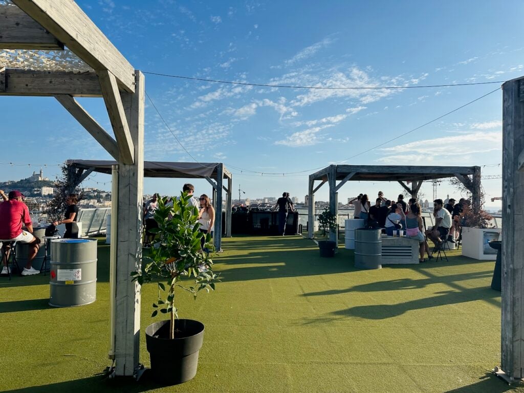 SKY ROOFTOP - Marseille 3