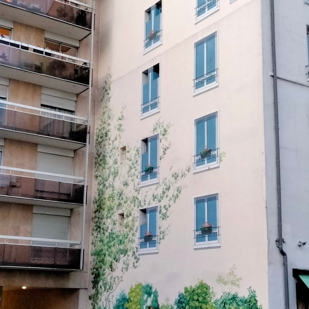 L'hôtel - Trompe l'oeil 1