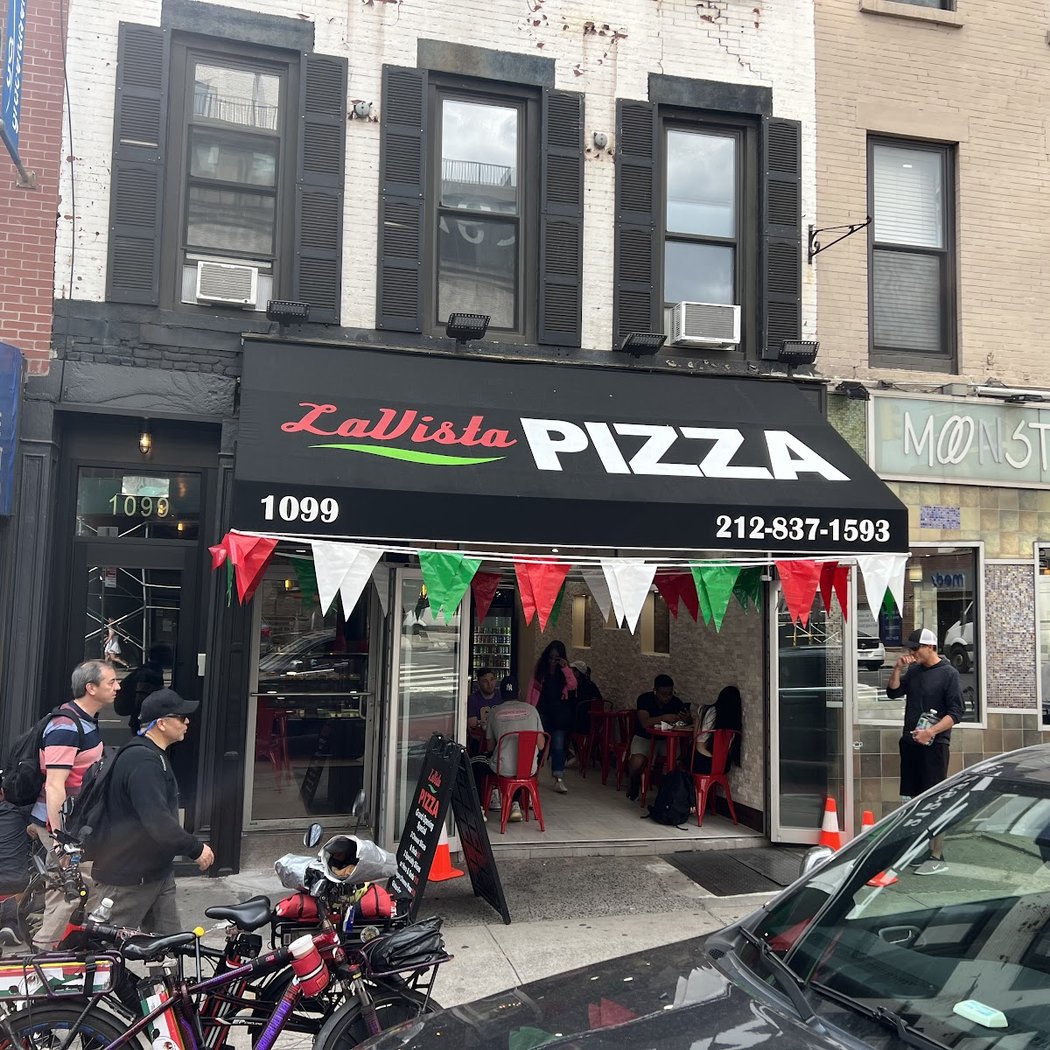 LaVista Pizza (2nd Ave) 2