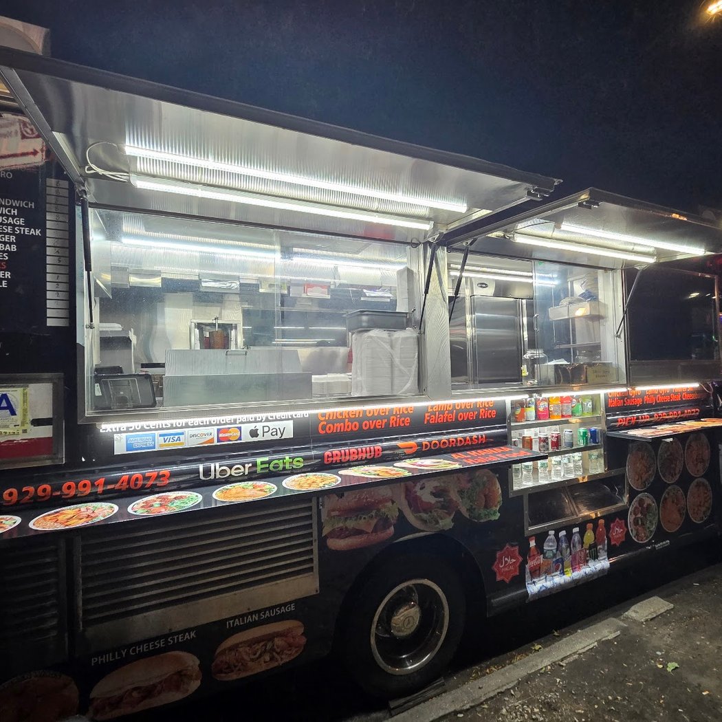 Al Hanaa Halal Food 3
