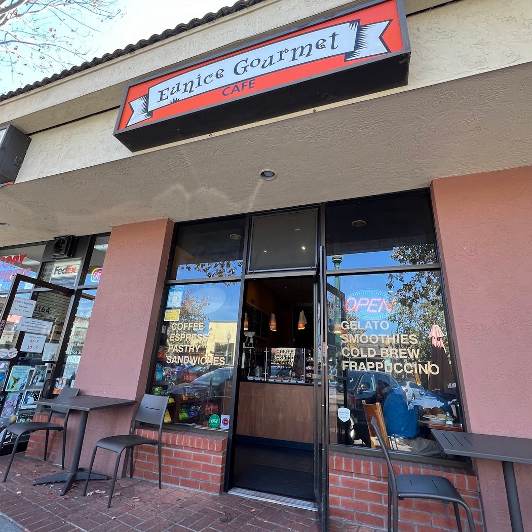 Eunice Gourmet Café 2