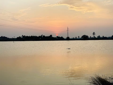 Avathi Lake 1
