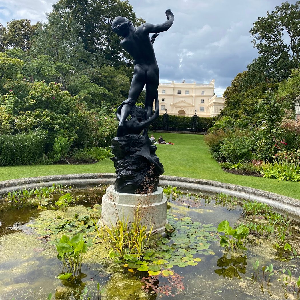 St John's Lodge Garden 3