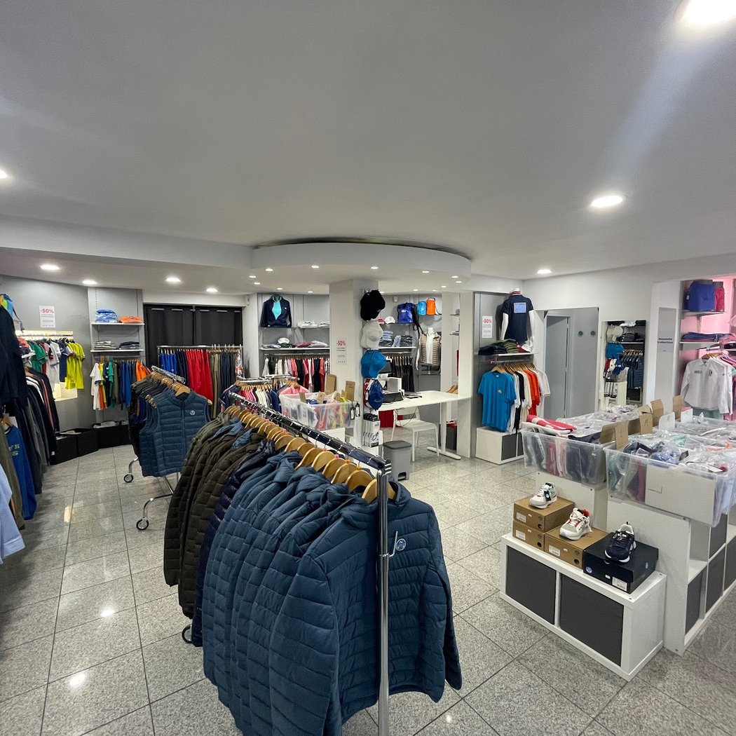 Outlet VST43 1