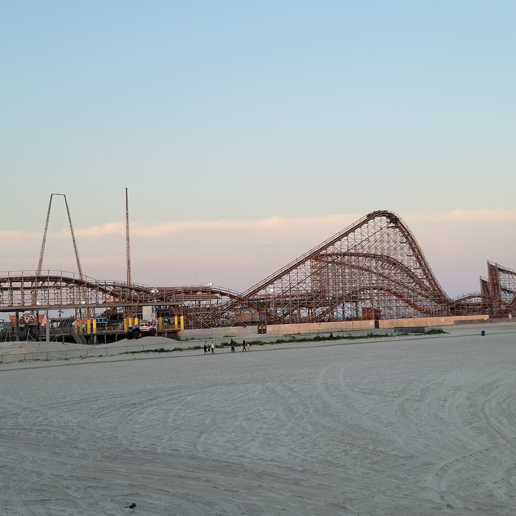 Adventure Pier 2