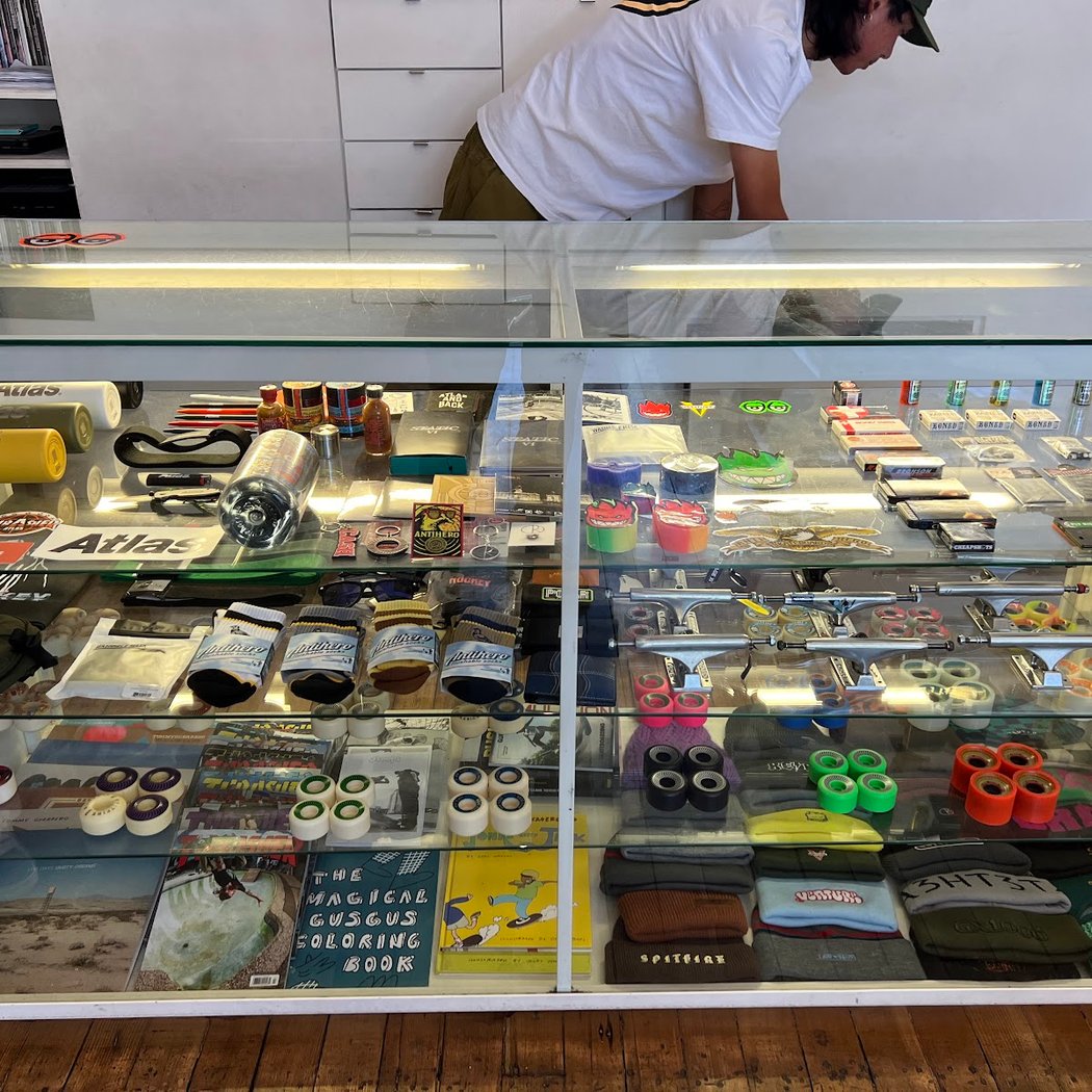 Atlas Skateboard Store 3