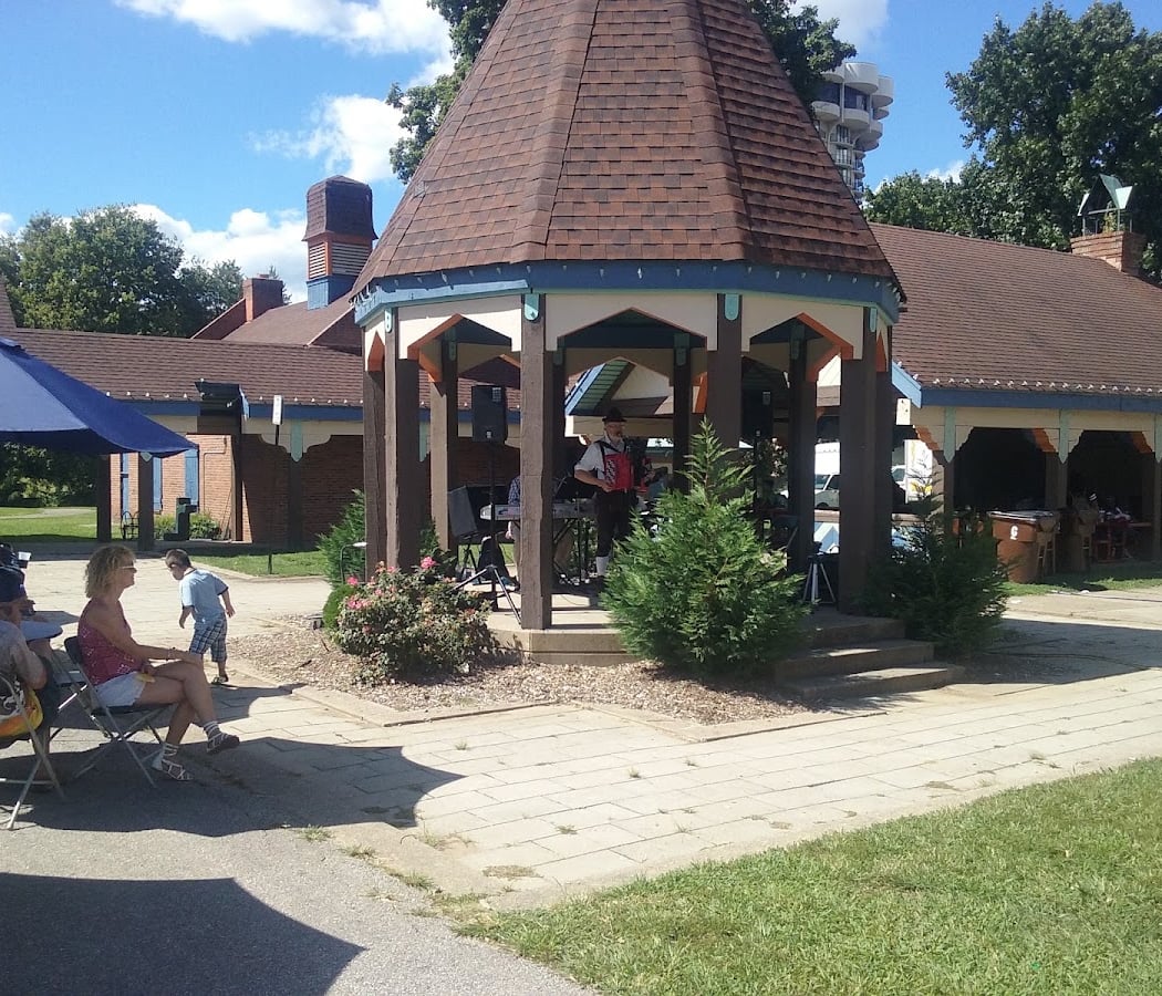 Goebel Park 3