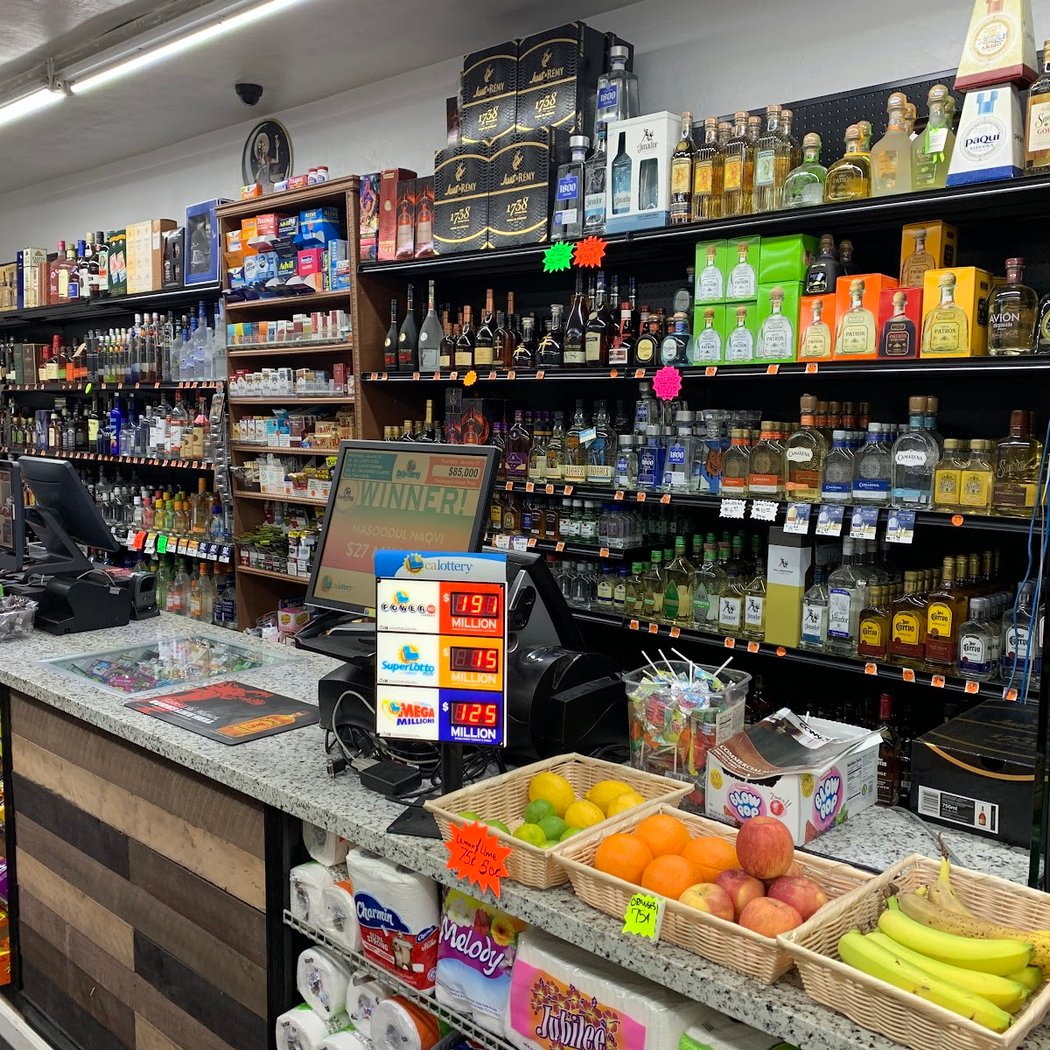 Paramount Liquors 3