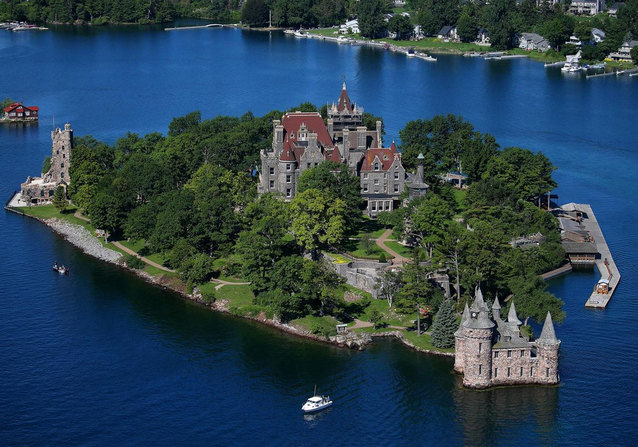 Boldt Castle & Boldt Yacht House 1