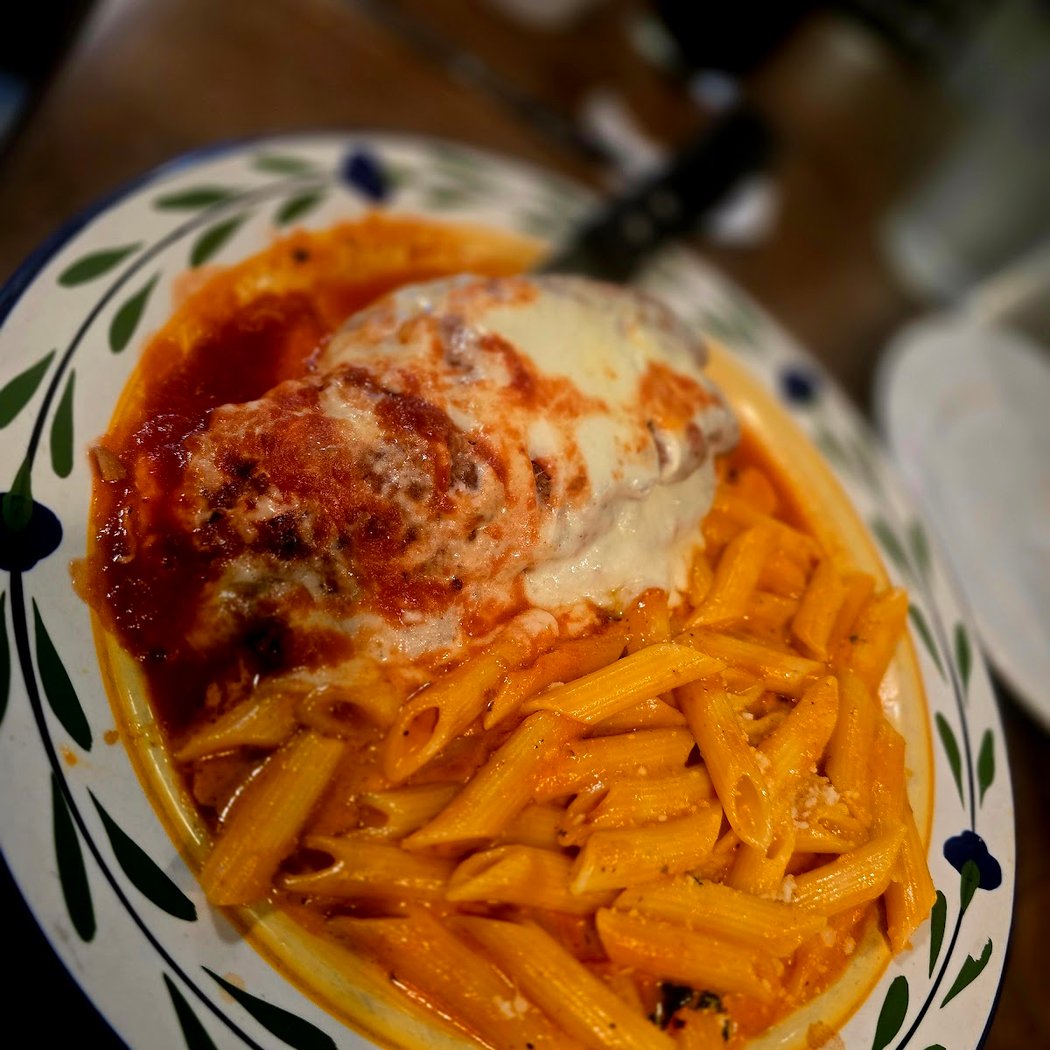 Melo's Pizza & Pasta Livermore 2