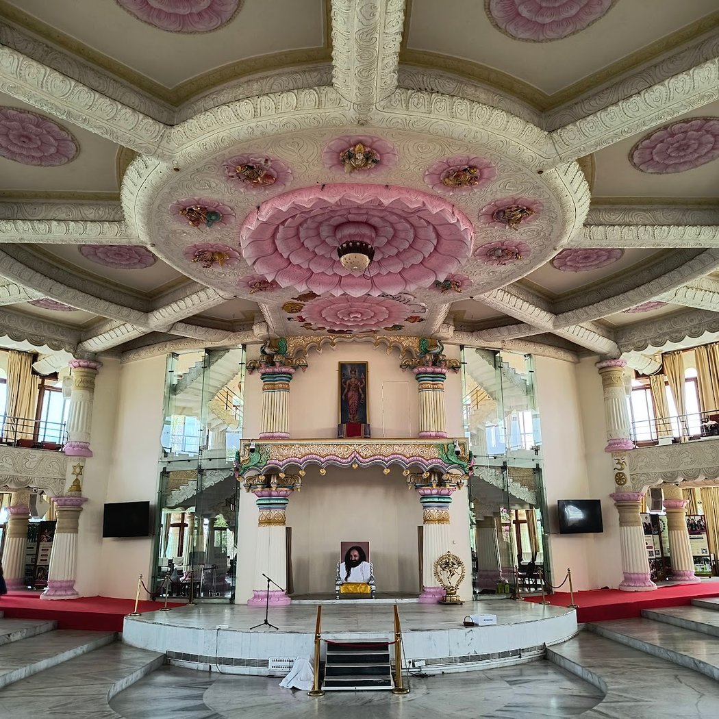 Guru Paduka Vanam - Art of Living International Center 1