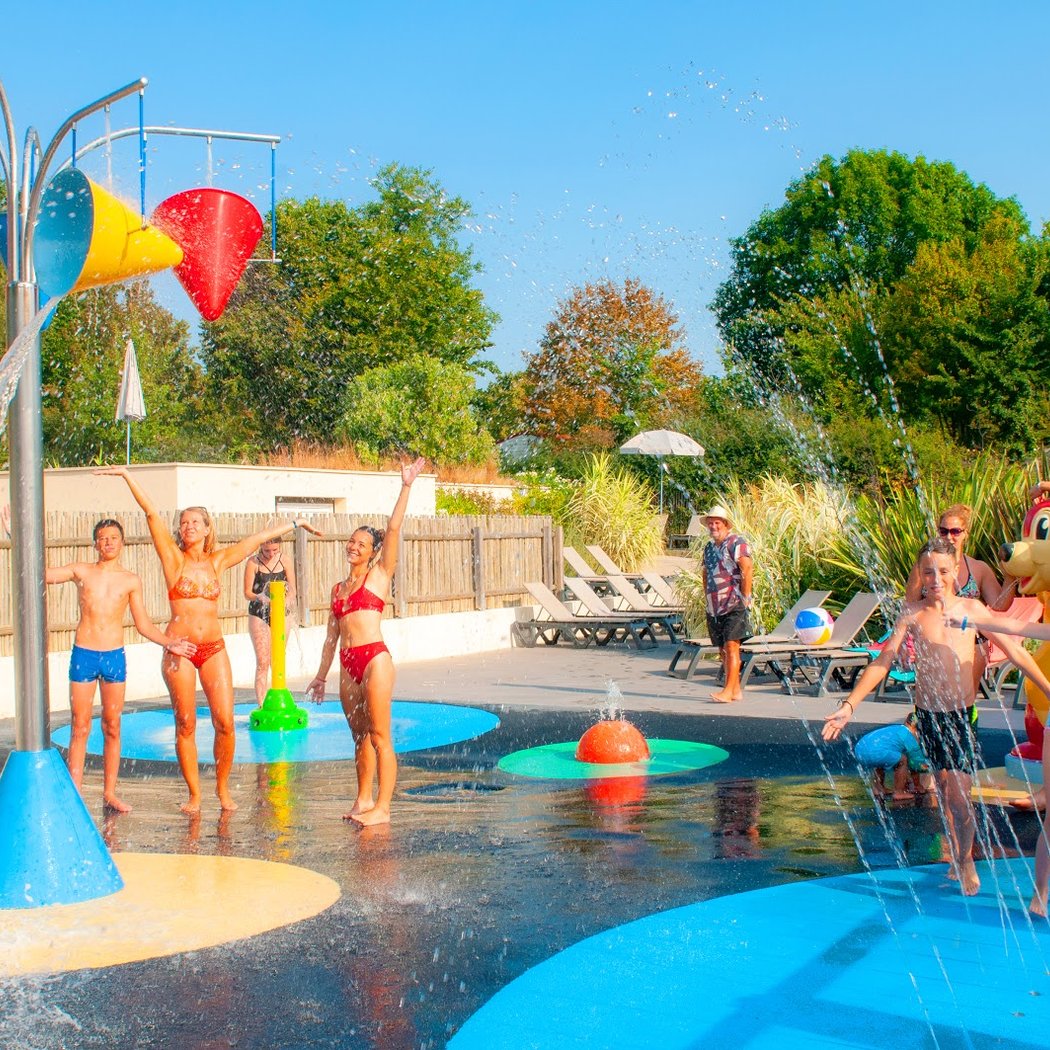 Yelloh village Camping La Chenaie 5