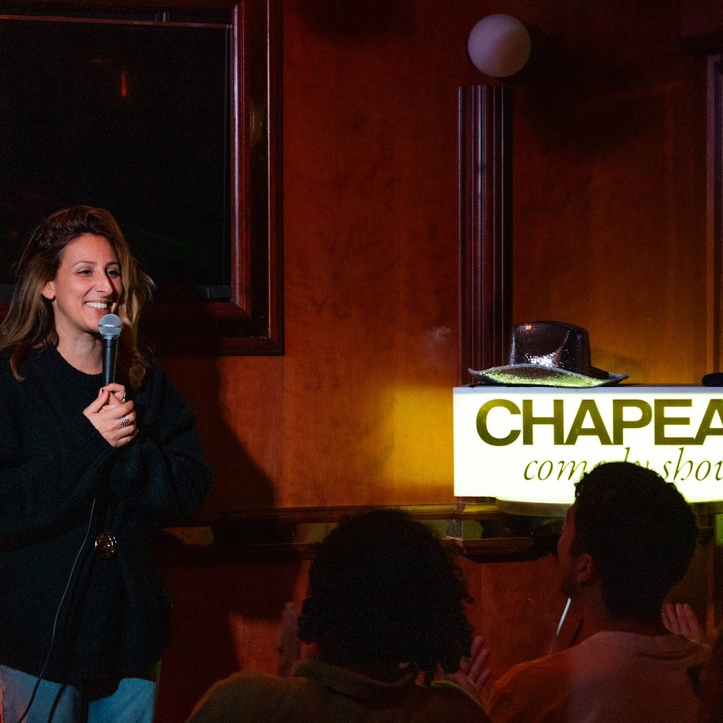 Chapeau comedy club 1