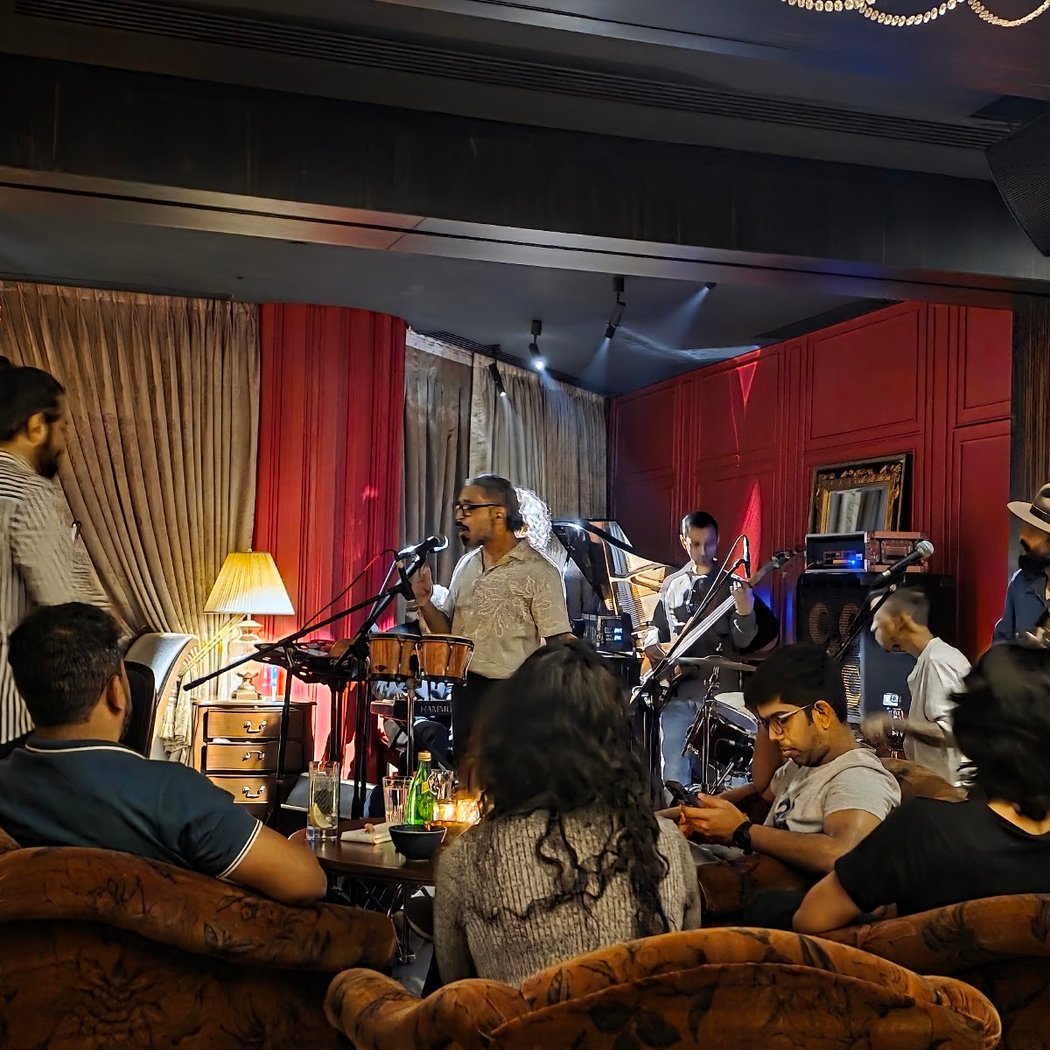 ZLB23 Speakeasy 3