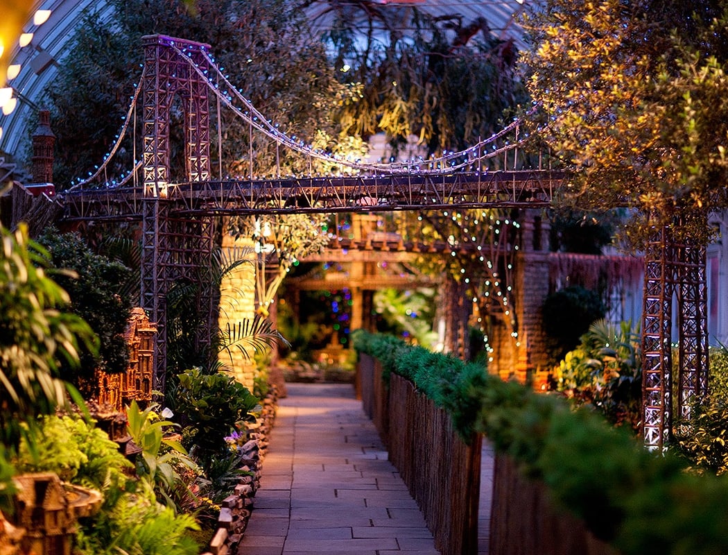 Holiday Train Show 1