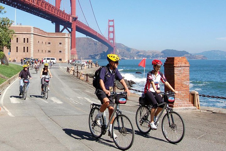 Golden Gate Bridge Guided Bicycle or E-Bike Tour from San Francisco to Sausalito 2