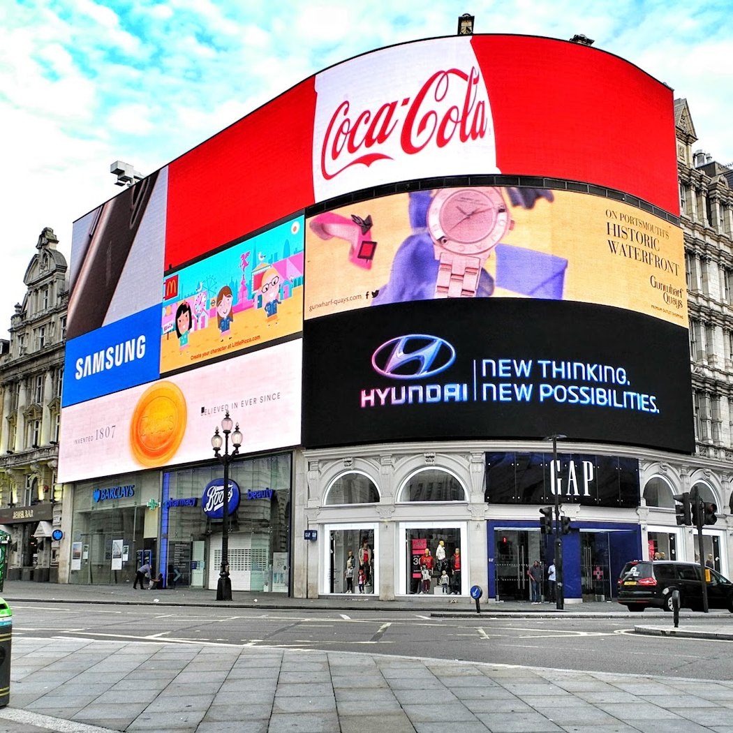 Piccadilly Circus 3