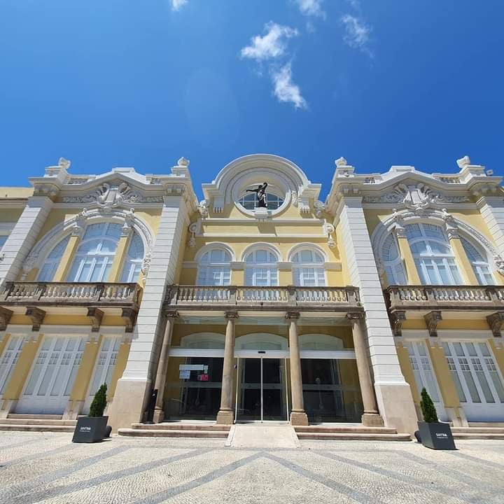 Olga Cadaval Cultural Center 1