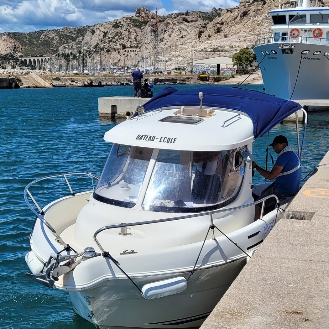 Permis Bateau "Ecole Provençale De Navigation" 1