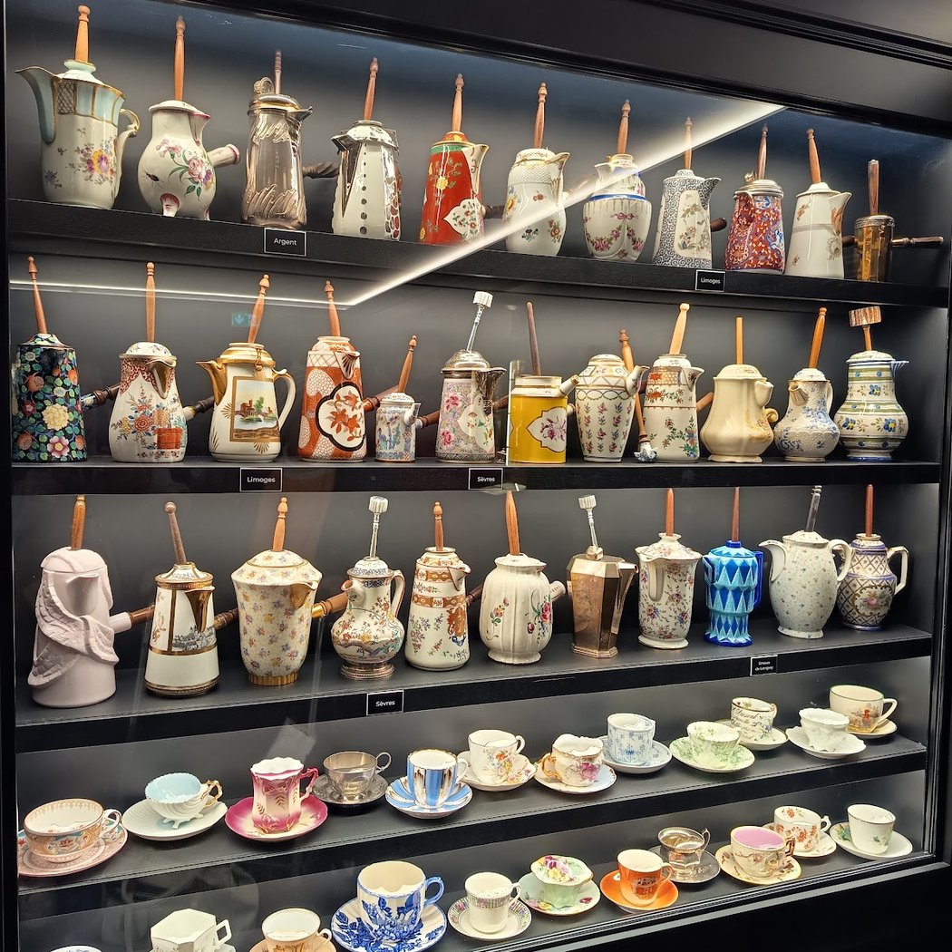 Chocolaterie-Musée-Salon PUYODEBAT 3