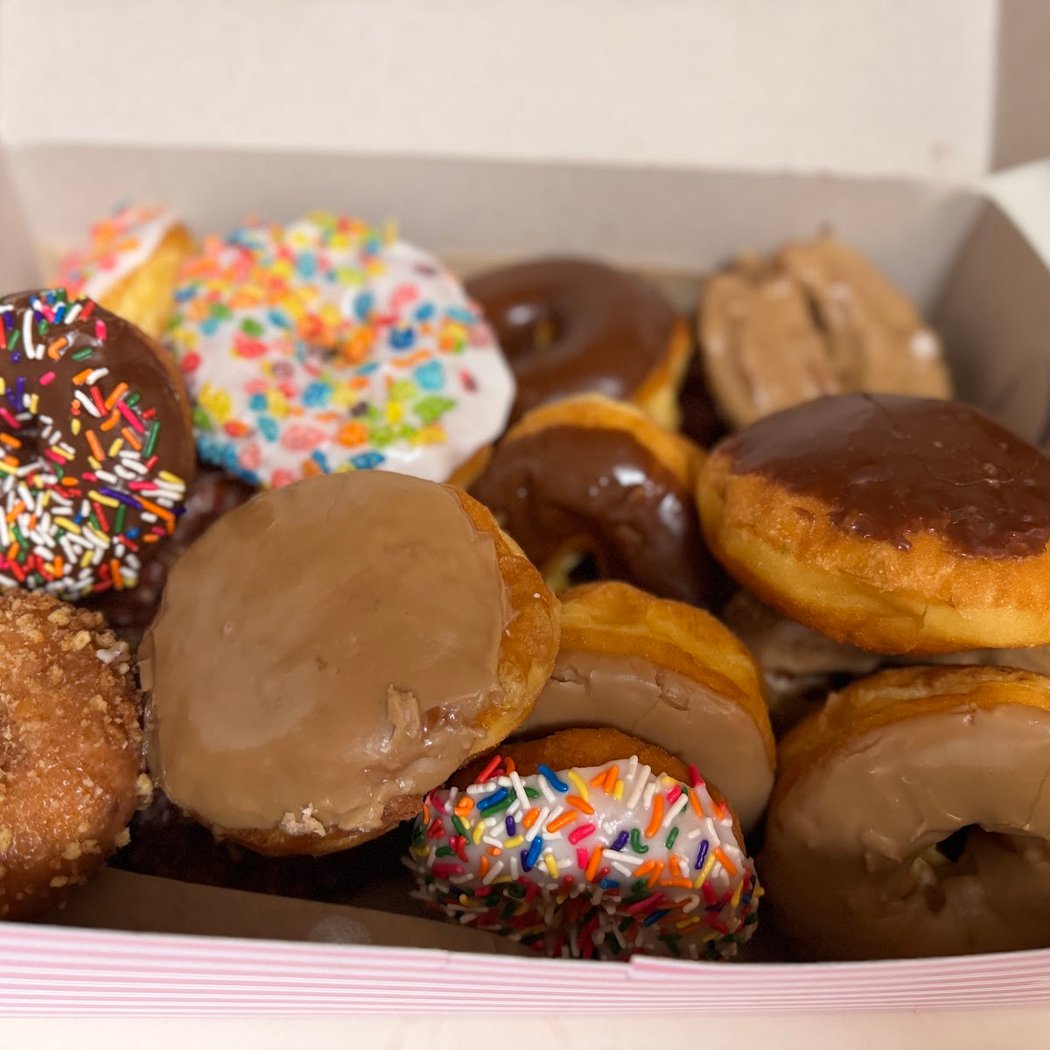 Happy Donuts 1