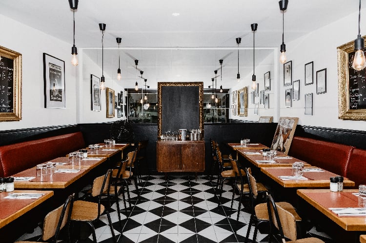 Le Comptoir des Puces 1