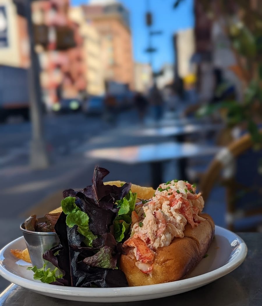Ed's Lobster Bar 3