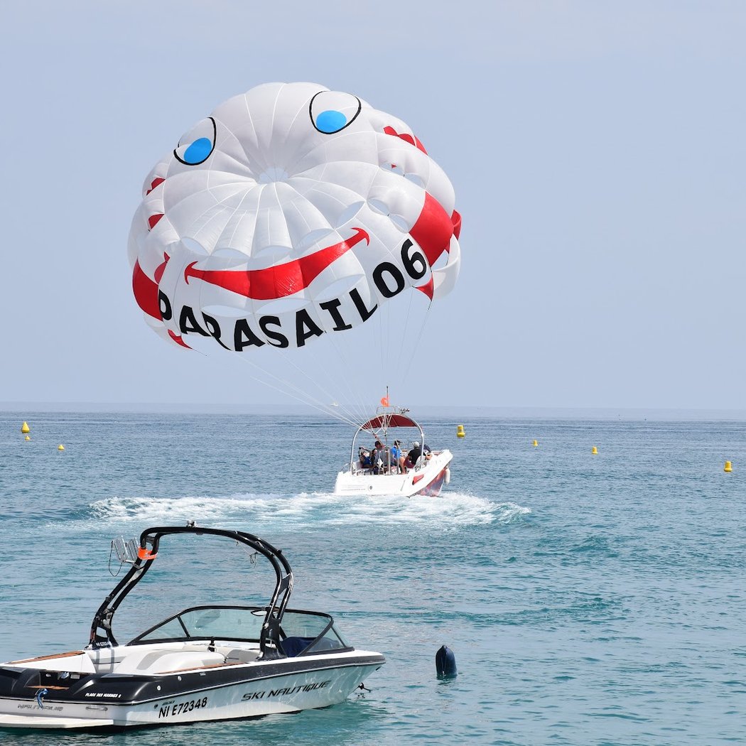 PARASAIL06 2