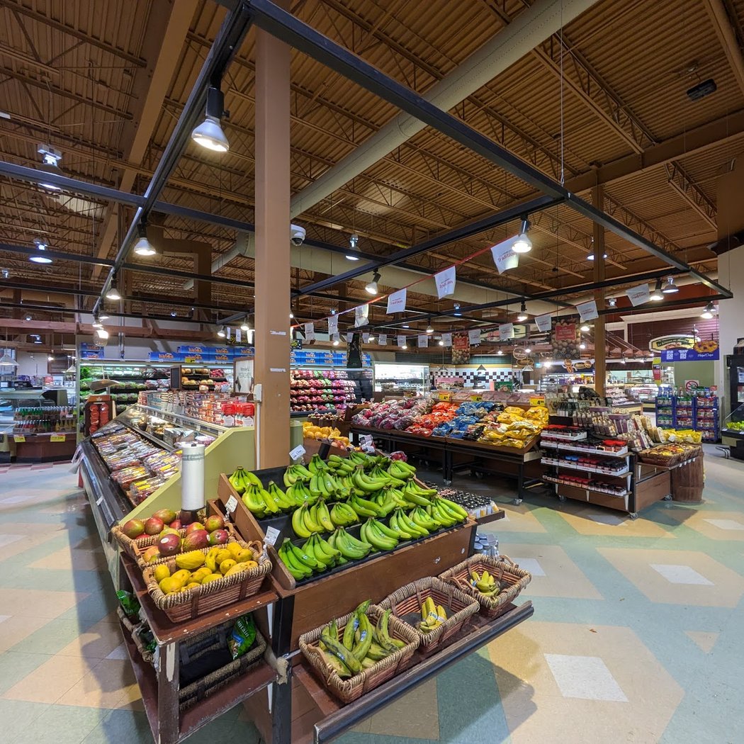 Tradition Vigneault Ltd. Market 1
