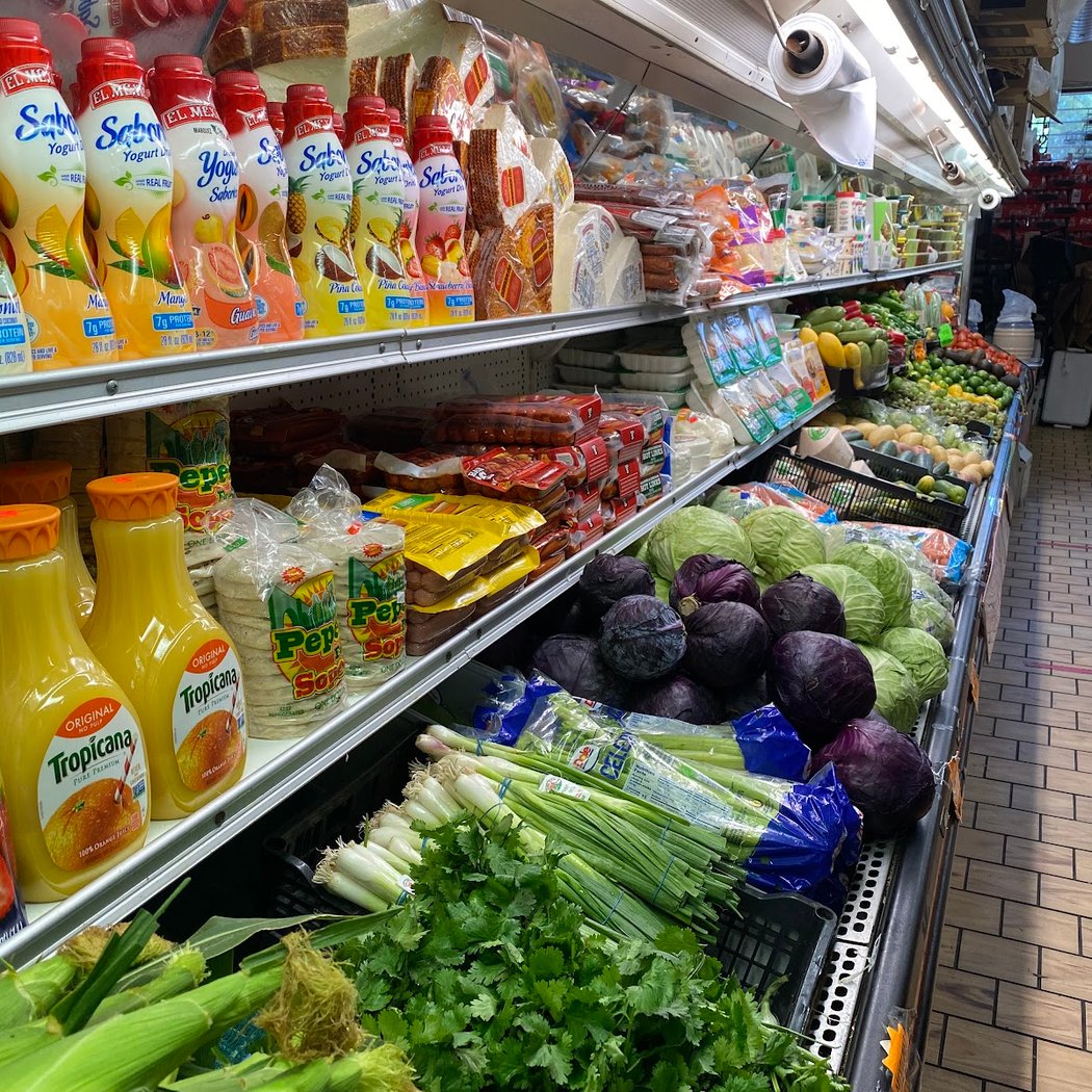 Los Mexicanos Market 3