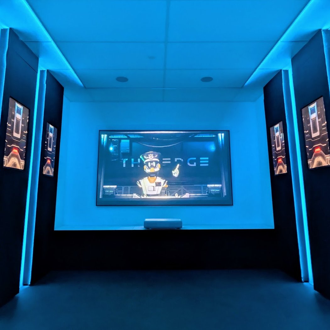 VR Adventure at The Edge 2