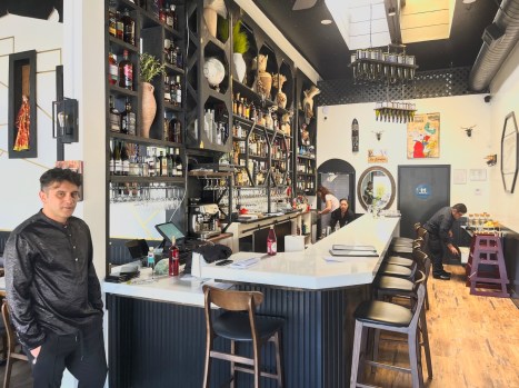 Bistro 4293 3