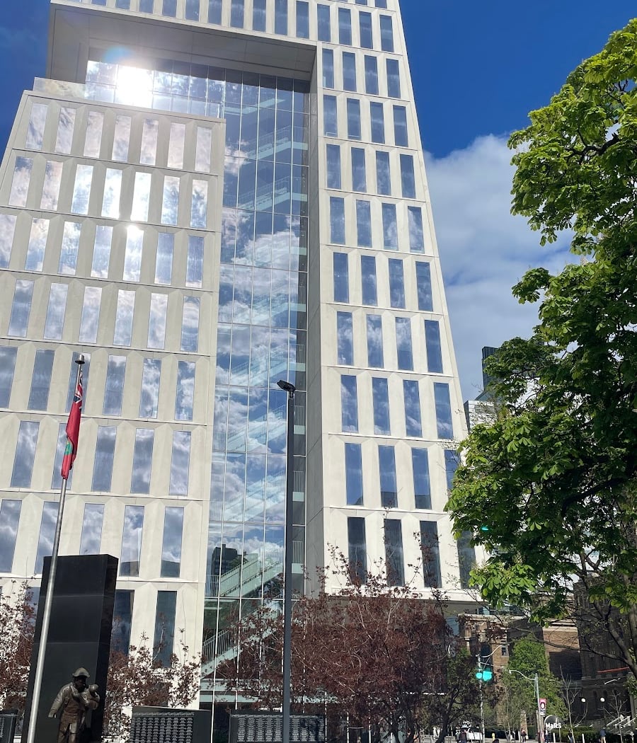 U of T: Schwartz Reisman Innovation Campus 2