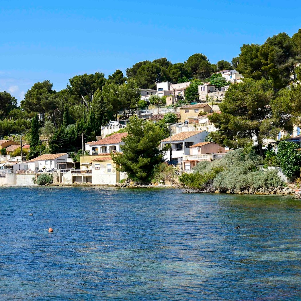 Istres 2