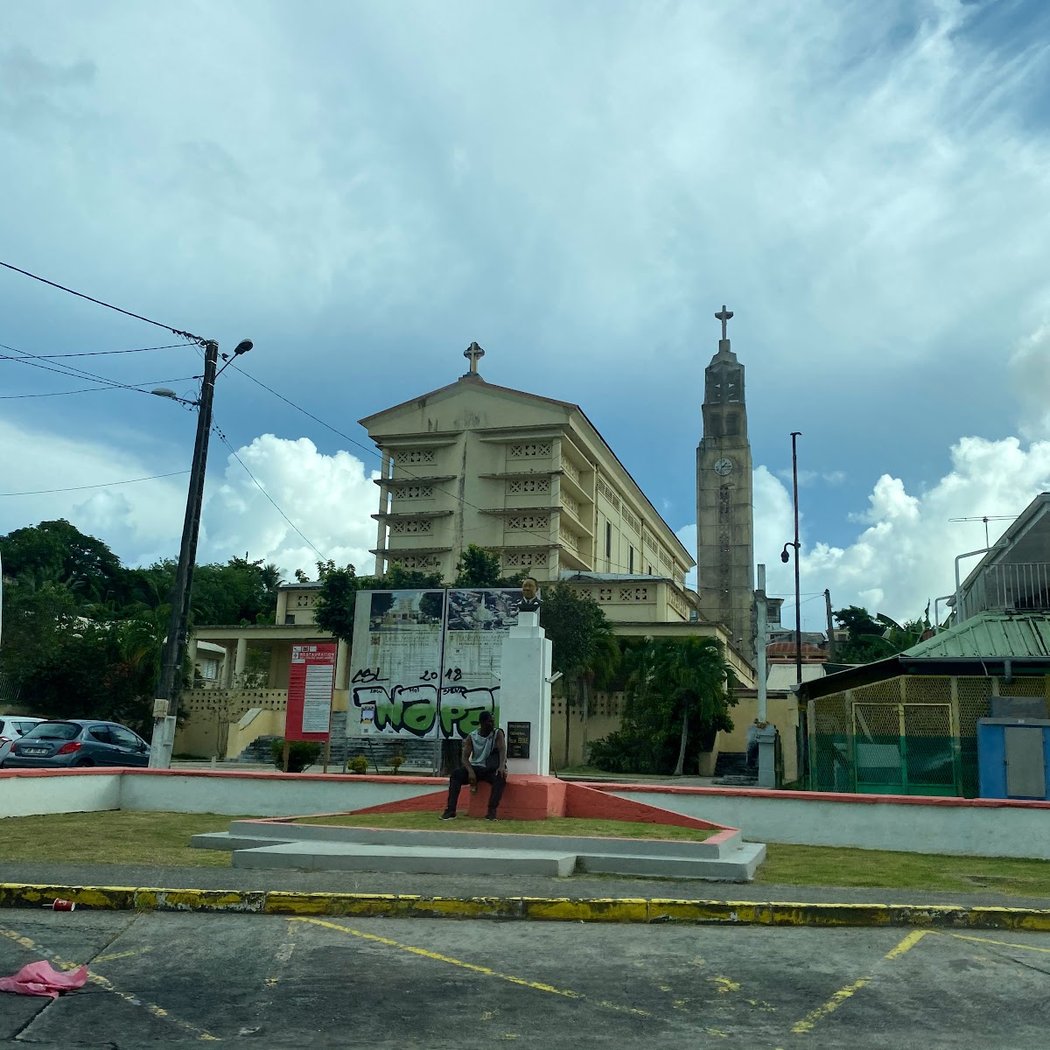 Église catholique Saint-André à Morne-à-l'Eau 2