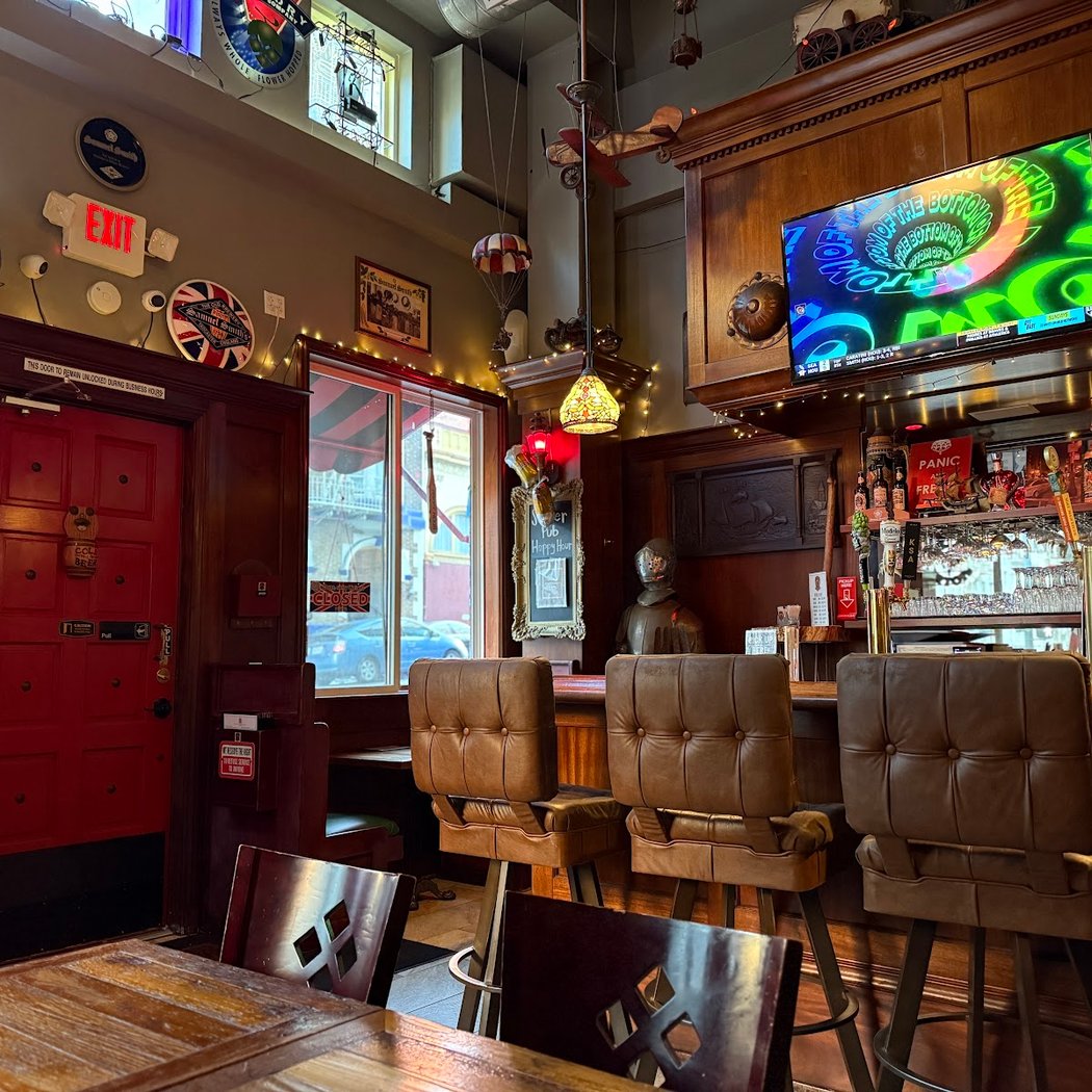 Sutter Pub & Restaurant 3