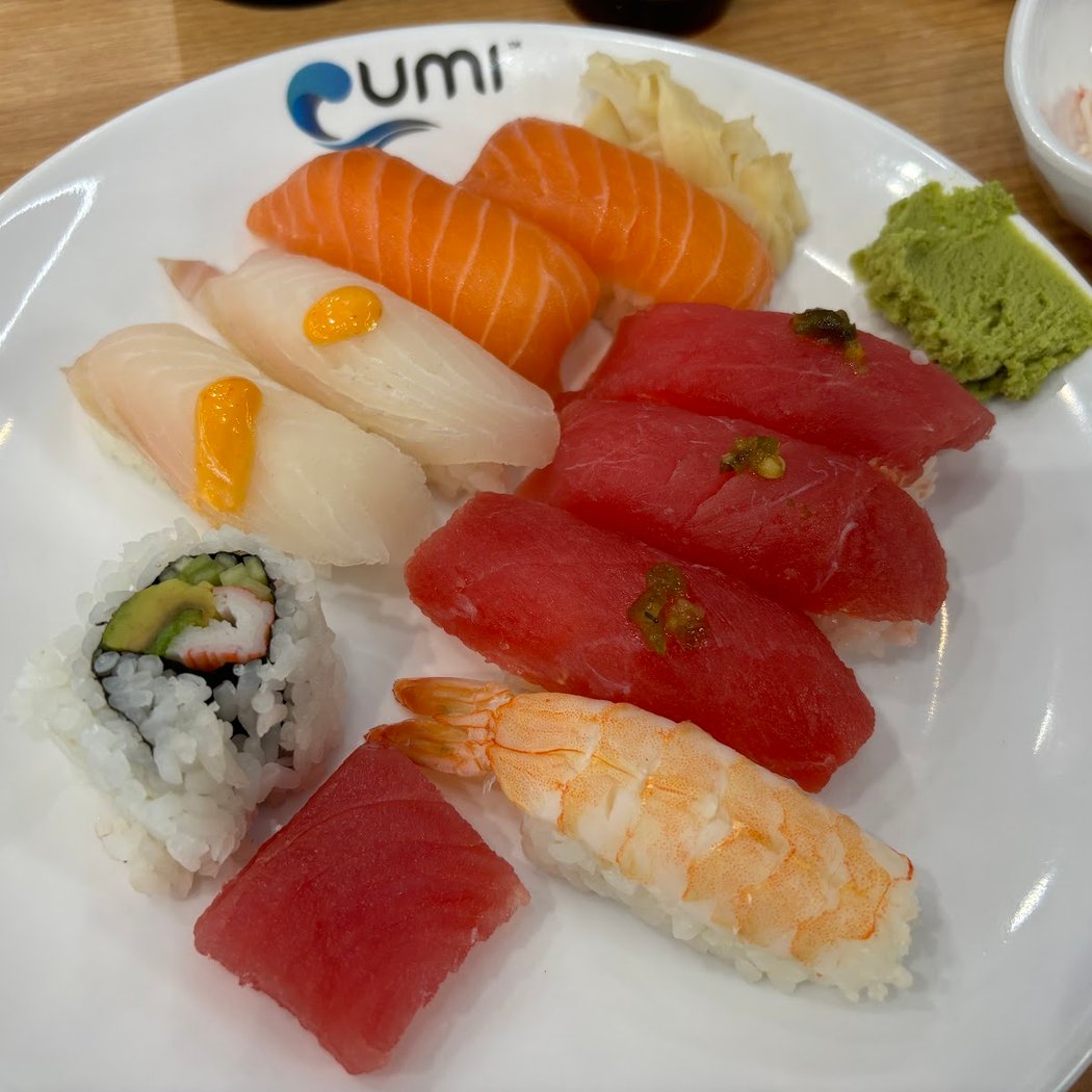 Umi Hotpot Sushi & Seafood Buffet 1
