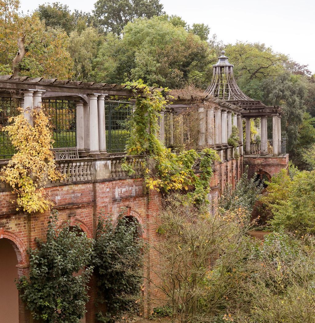 The Hill Garden and Pergola 2
