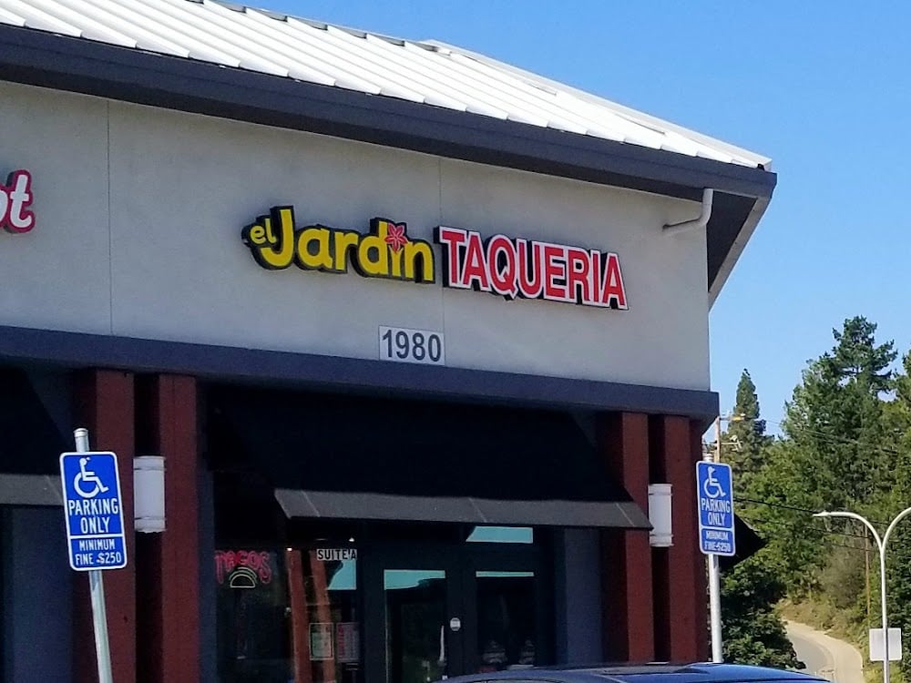 El Jardin Taqueria 2