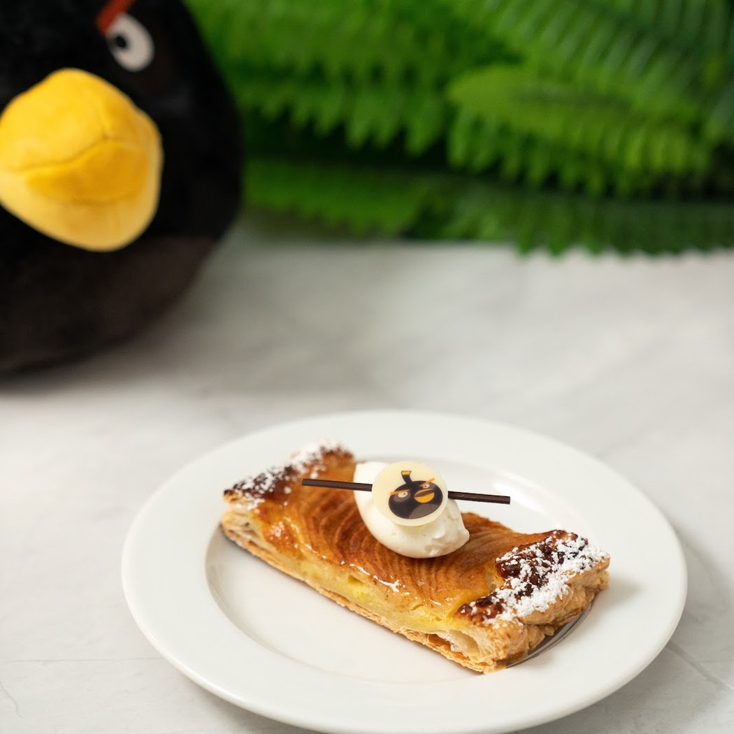 iSwii by Angry Birds Retail Cafe 3