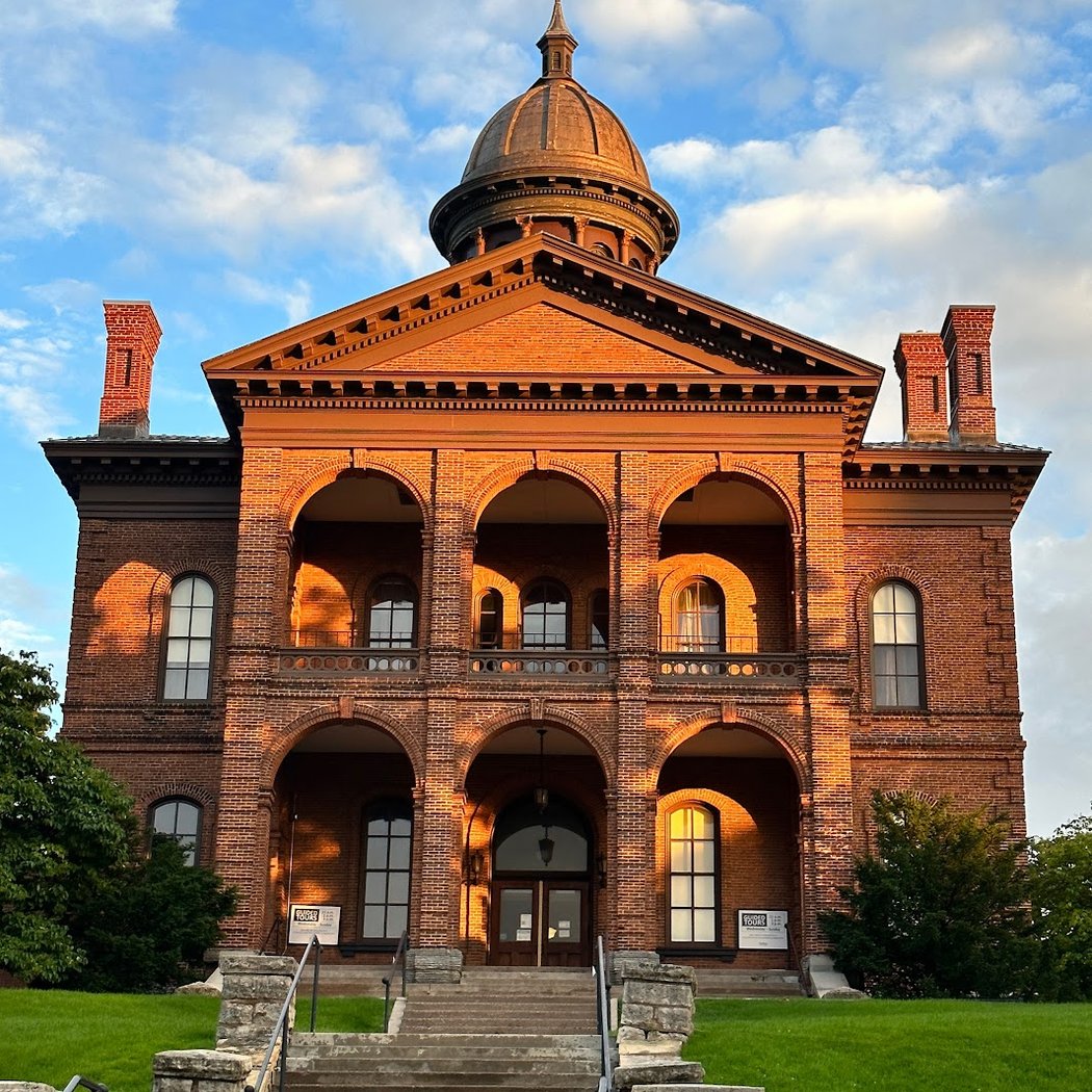 Washington County Historic Courthouse 1