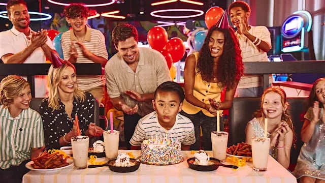 Bowling Deals & Specials 1
