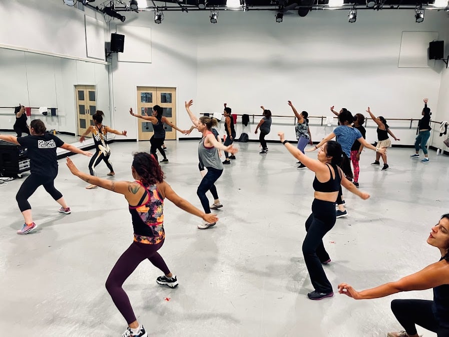 TLFit LIVE Dance Cardio Class 1