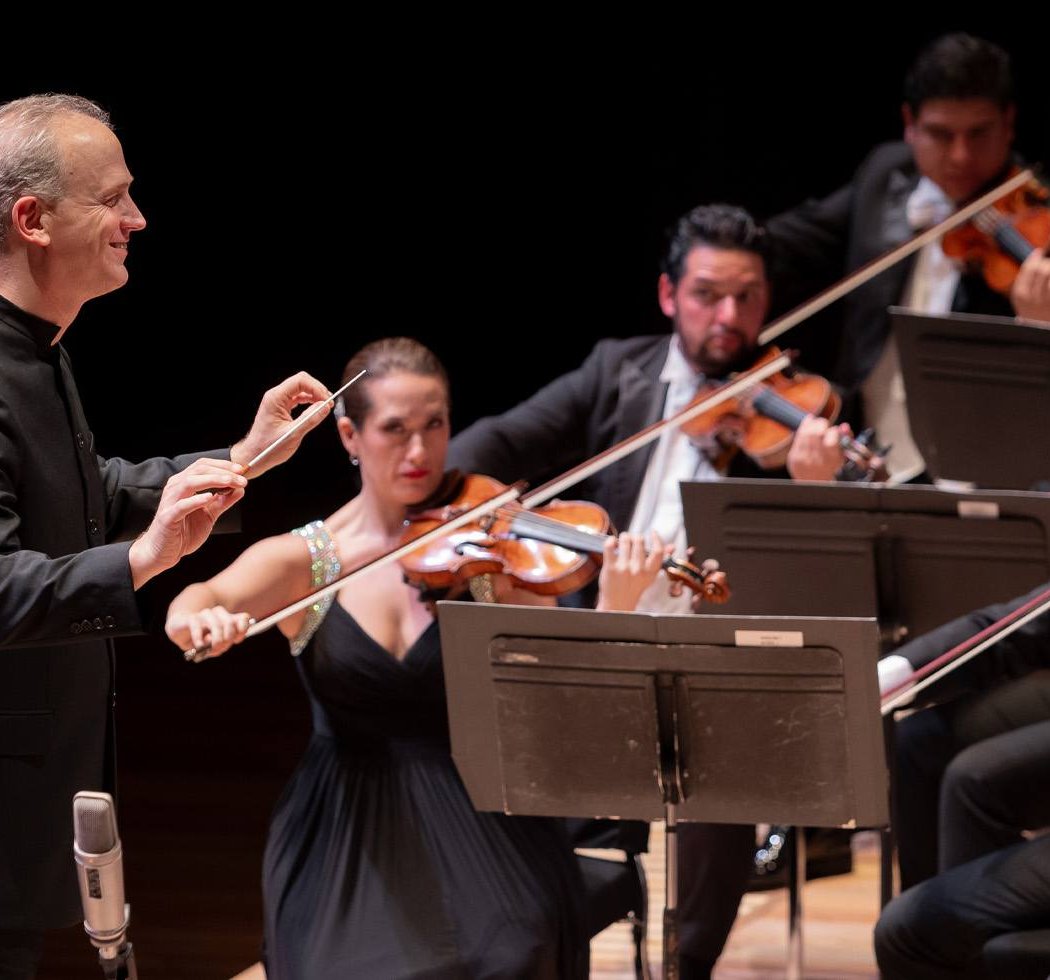 Orquesta Sinfónica de Minería 1