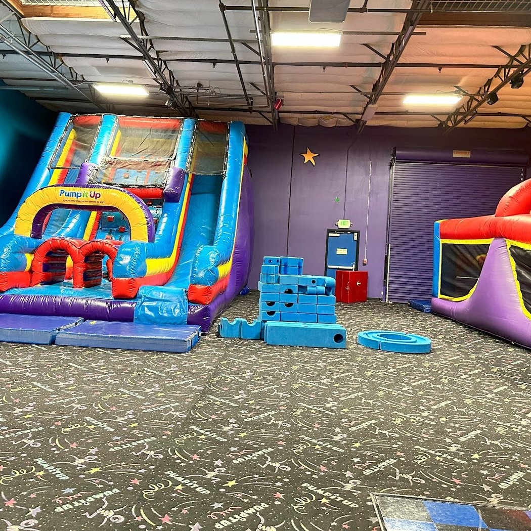 Pump It Up Preschool Jump 2