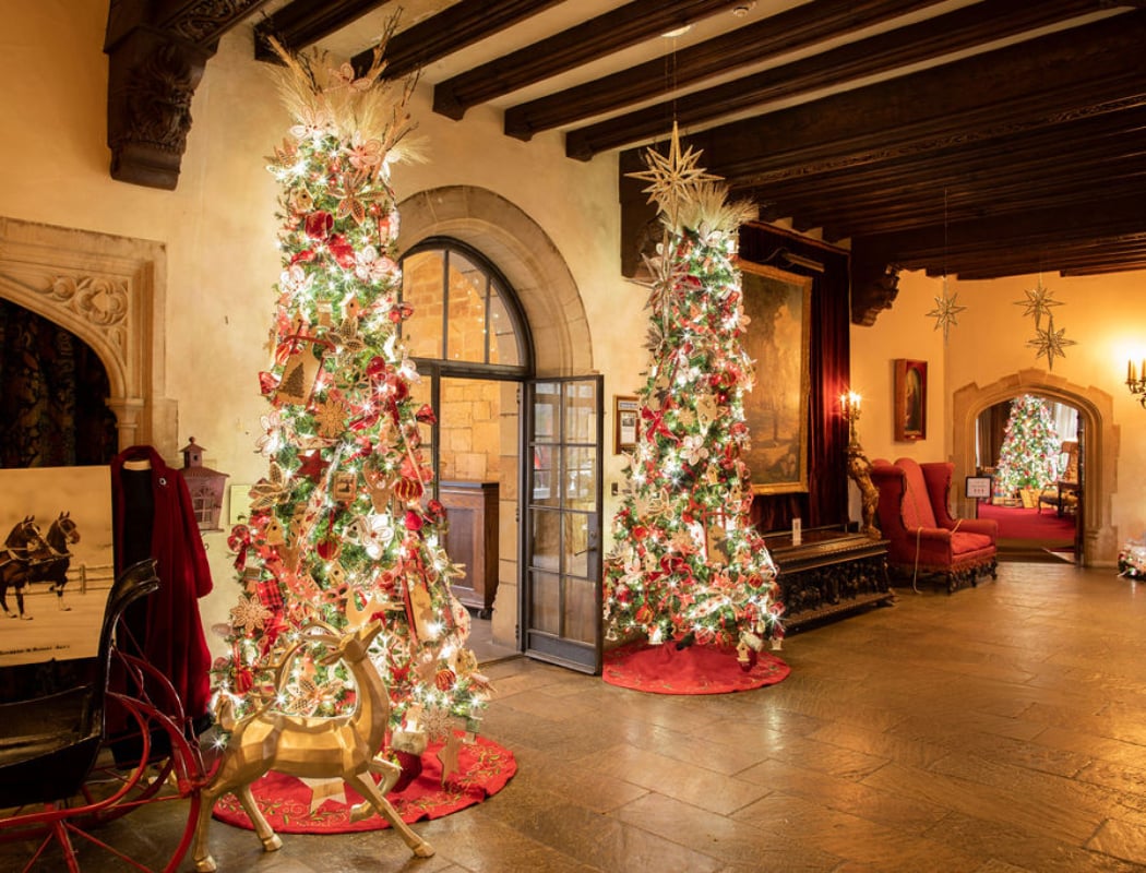 Holiday Tea & Tour 1