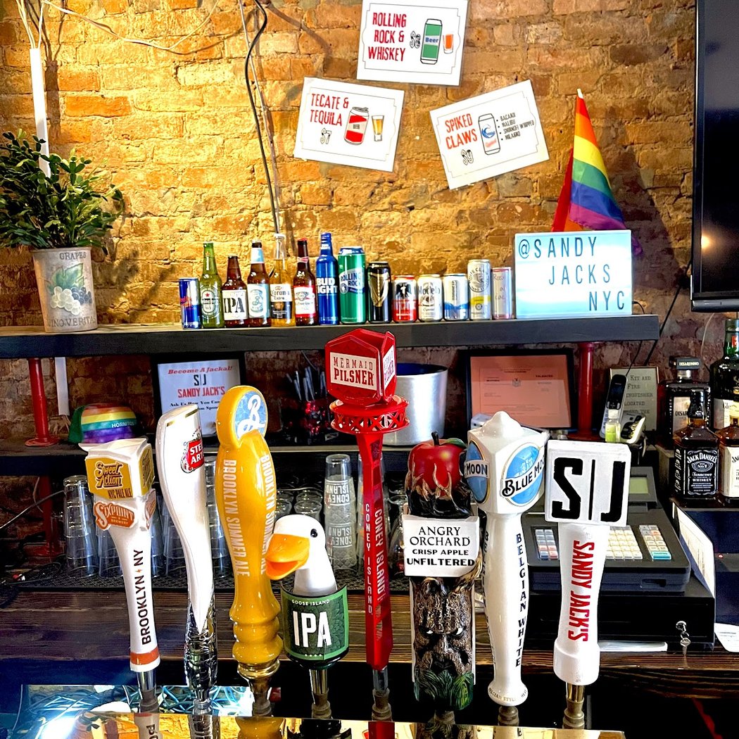 Sippin' In the Slope: A Neighborhood Happy Hour Guide 3