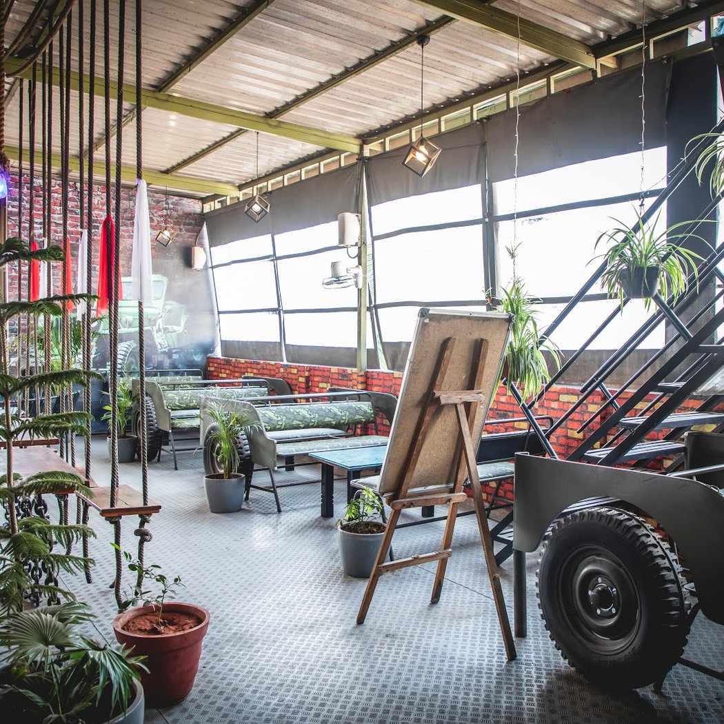 Willys Top Cafe 2